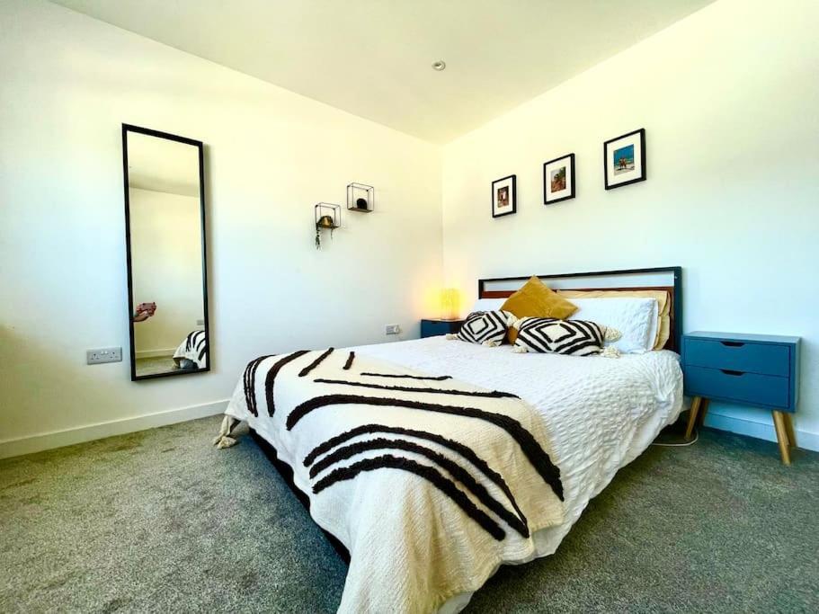 Modern Chic Summer Holiday Retreat. New Quay Eksteriør bilde