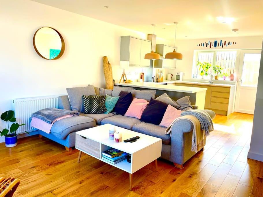 Modern Chic Summer Holiday Retreat. New Quay Eksteriør bilde