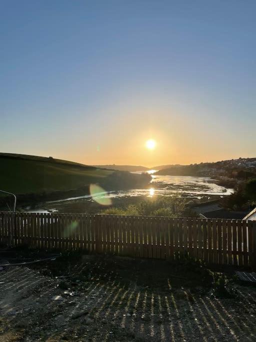 Modern Chic Summer Holiday Retreat. New Quay Eksteriør bilde